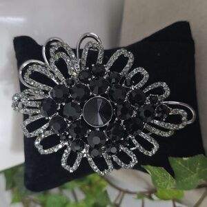 Silver Corsage Flower Brooch Pin / Pendant with Black and Smokey Crystals